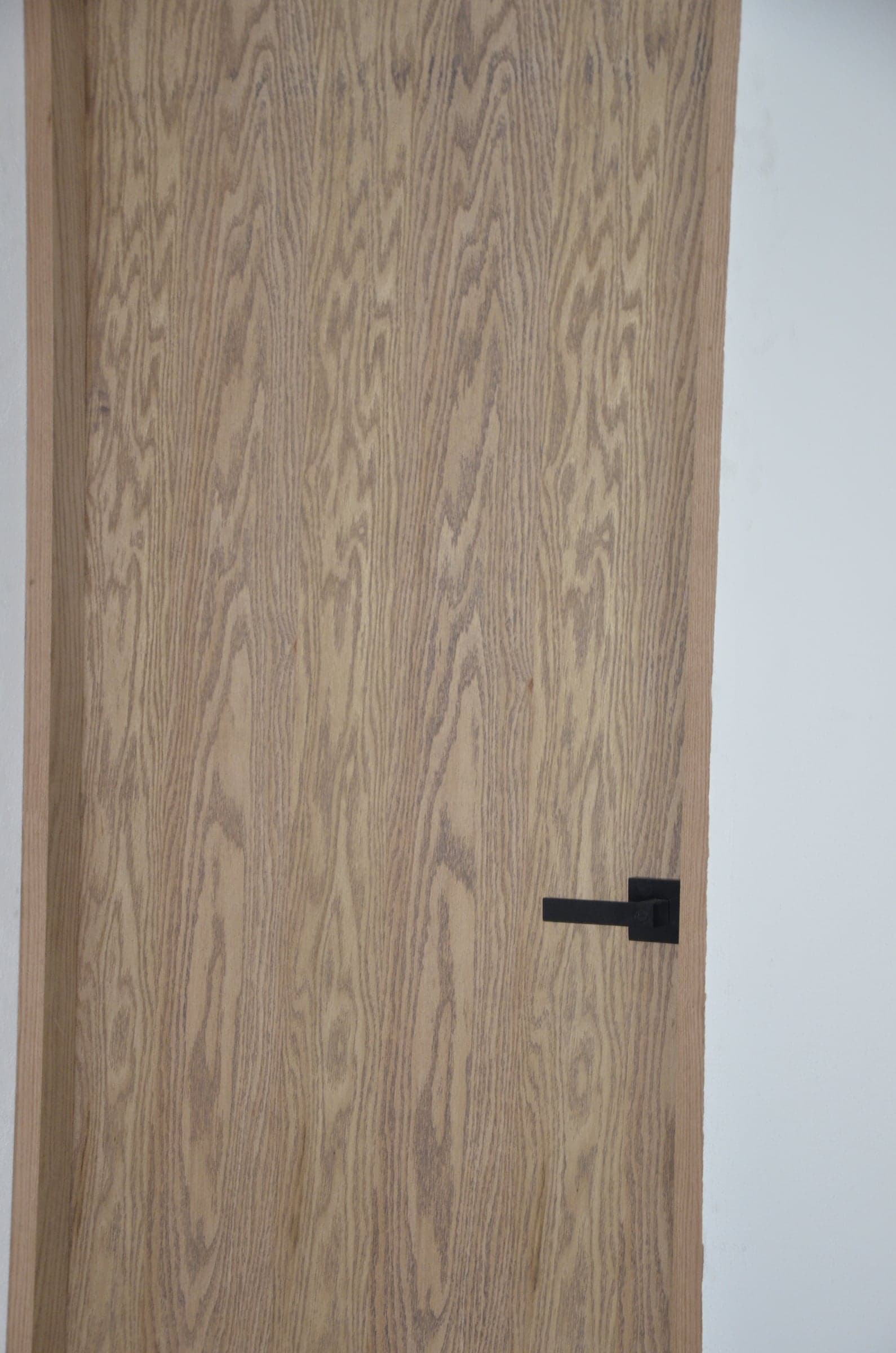 Puerta en chapa de Encino — thumbnail 3